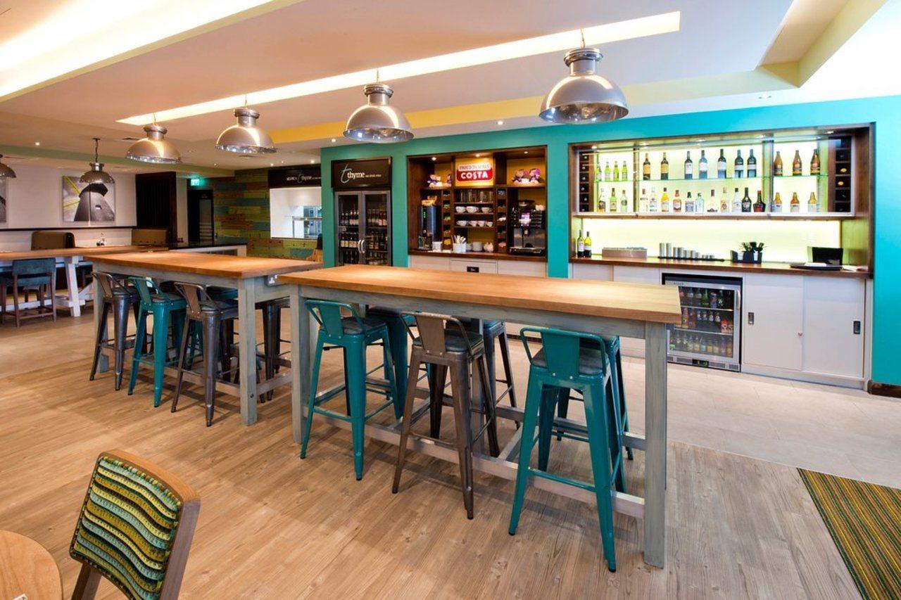 Premier Inn Staines Upon Thames Εξωτερικό φωτογραφία